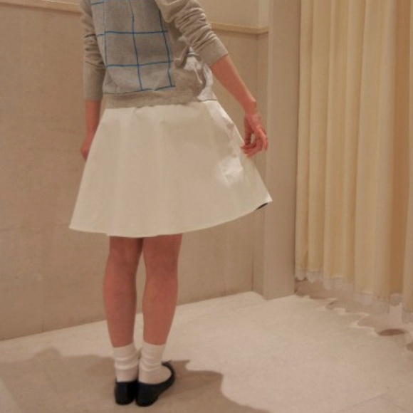 Like New Danish Brand Navy and White Skirt Size S - Picture 3 of 8